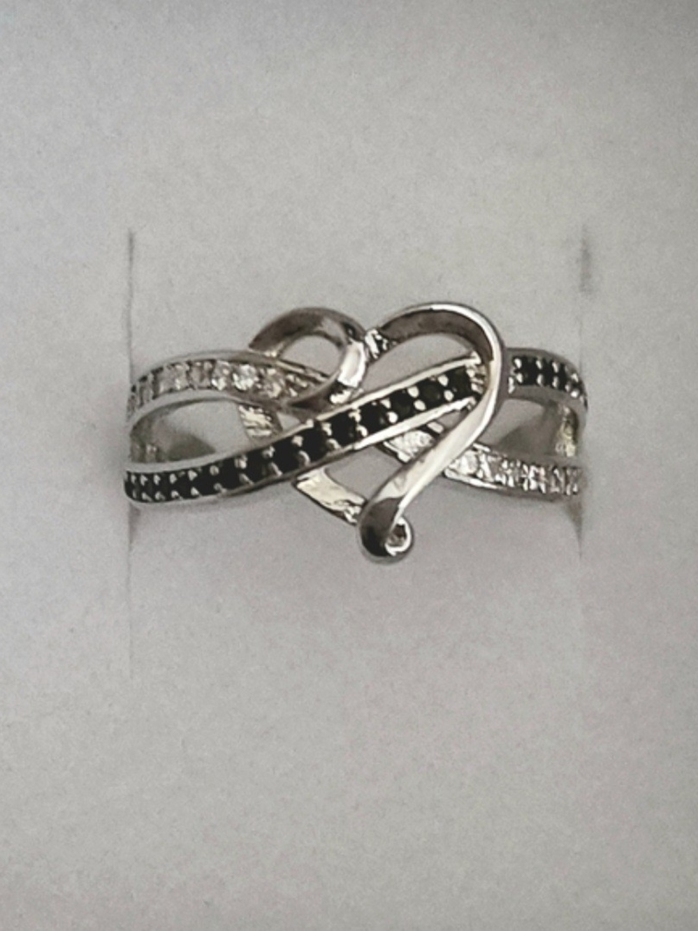 Sterling Silver Black and White Crystal Heart Infinity Ring